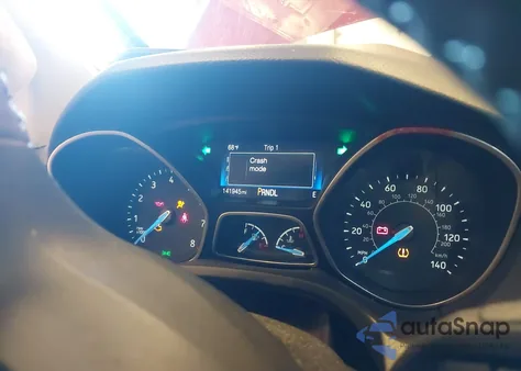 2016 Ford Focus Se z USA, uszkodzony, nr VIN 1FADP3F28GL244646